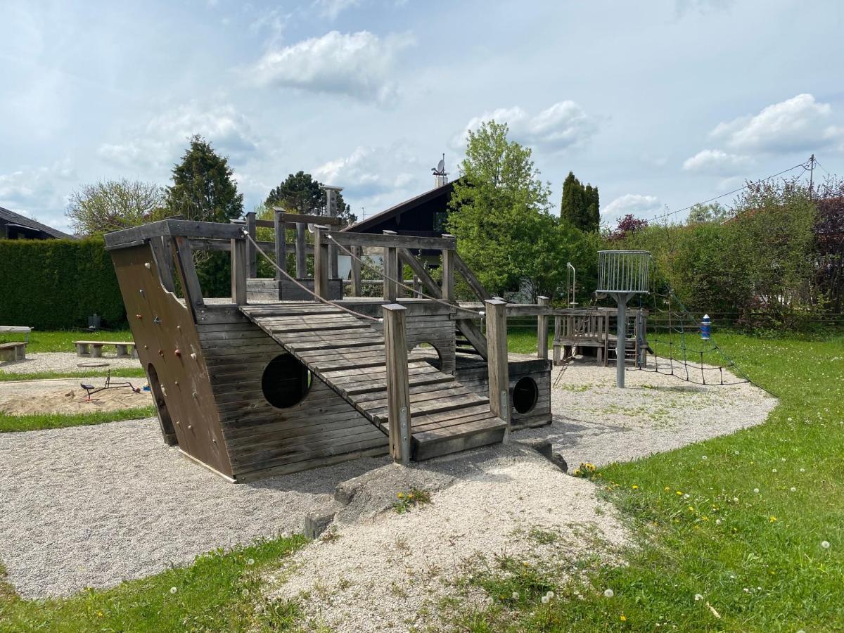 Neubau Gruener Wolpertinger Designwhg 106Qm Barrierefrei Apartman Breitbrunn am Chiemsee Kültér fotó