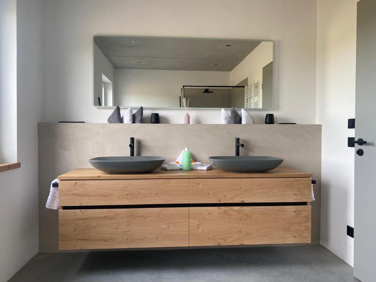 Neubau Gruener Wolpertinger Designwhg 106Qm Barrierefrei Apartman Breitbrunn am Chiemsee Kültér fotó