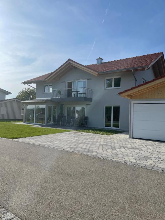 Neubau Gruener Wolpertinger Designwhg 106Qm Barrierefrei Apartman Breitbrunn am Chiemsee Kültér fotó